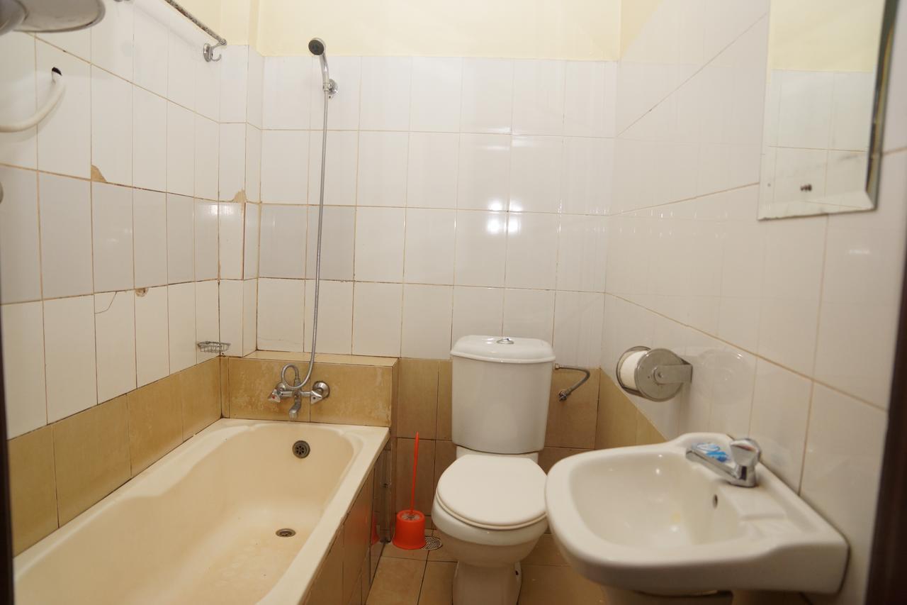Florida Hotel Zaana Kampala Esterno foto