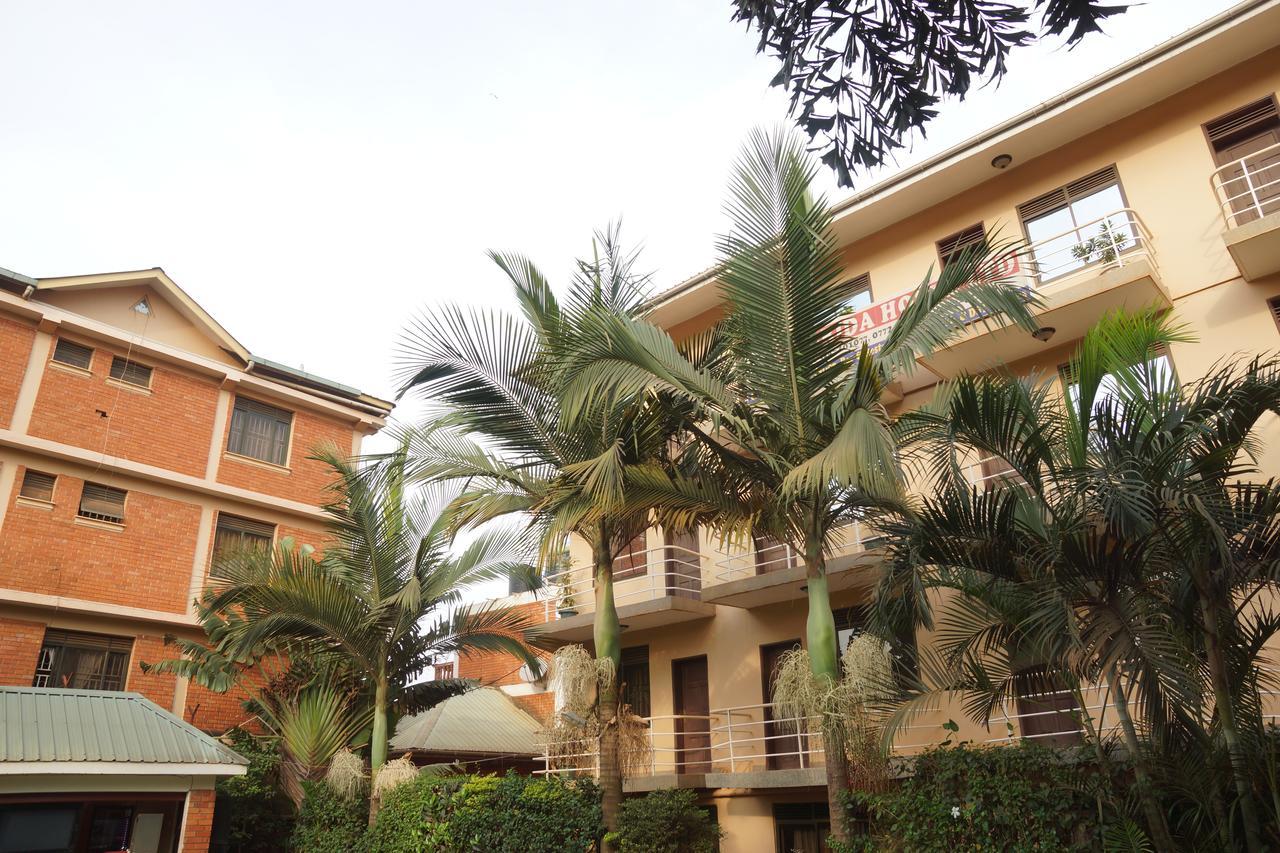 Florida Hotel Zaana Kampala Esterno foto
