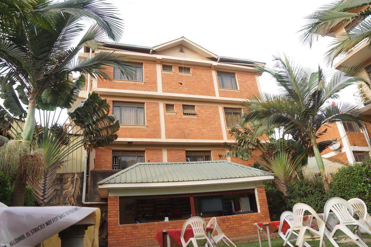 Florida Hotel Zaana Kampala Esterno foto