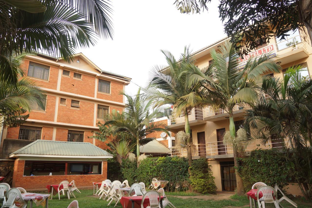Florida Hotel Zaana Kampala Esterno foto