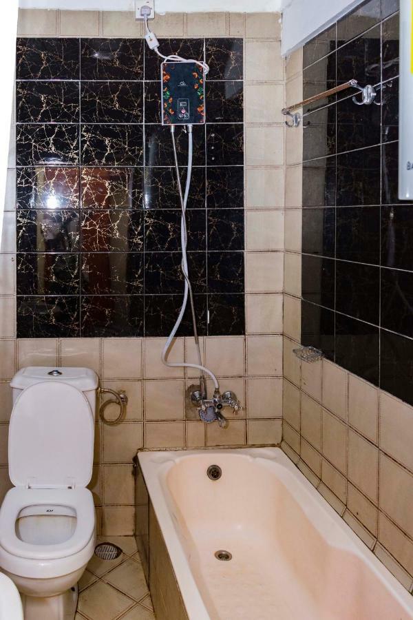 Florida Hotel Zaana Kampala Esterno foto