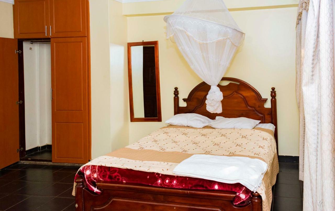 Florida Hotel Zaana Kampala Esterno foto